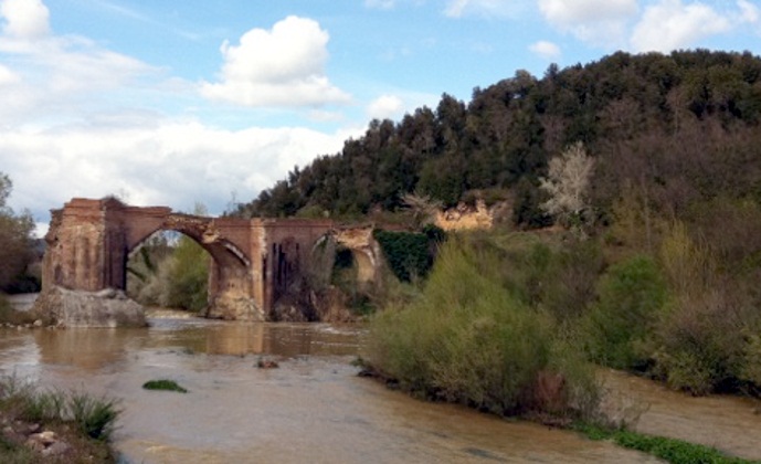 Il ponte a Macereto