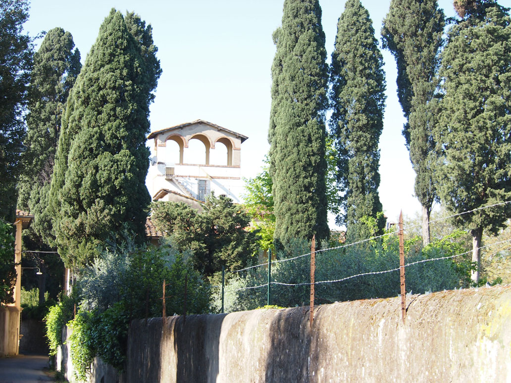 Torretta di villa Il Cardo su via di Montughi